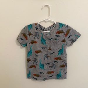 Boys T-shirt size 4